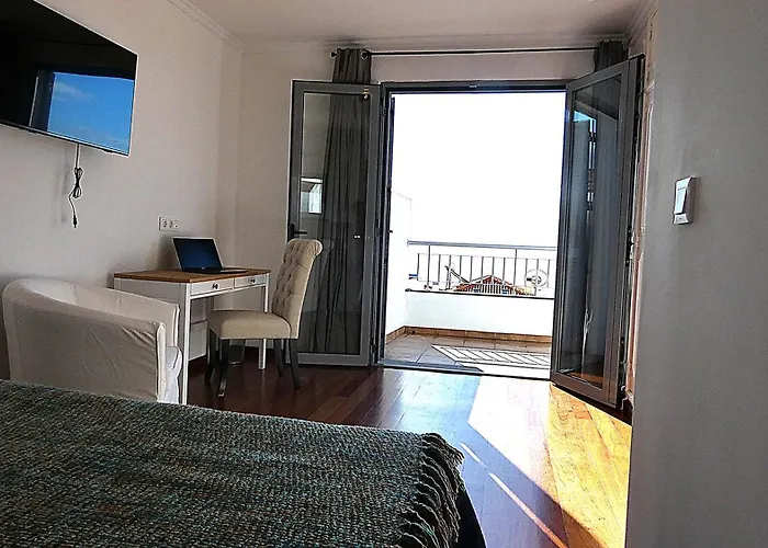 Madeira Serenity * פונשל